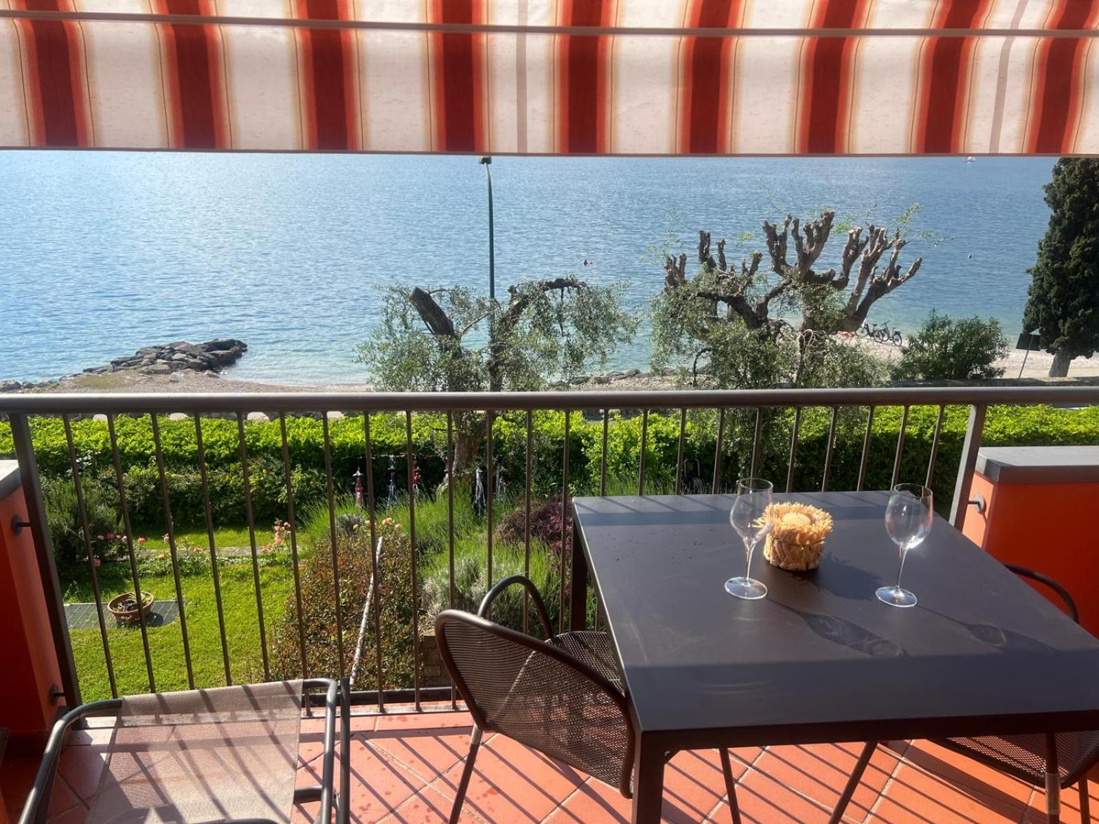 ברנצונה סול גארדה Residence Villa Al Lido מראה חיצוני תמונה