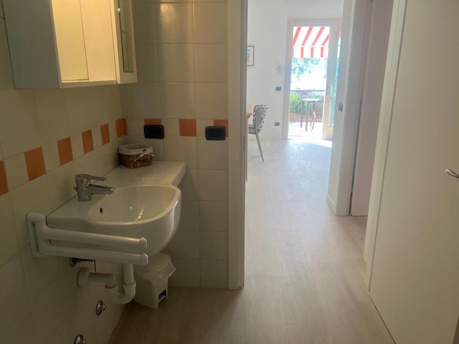 ברנצונה סול גארדה Residence Villa Al Lido מראה חיצוני תמונה