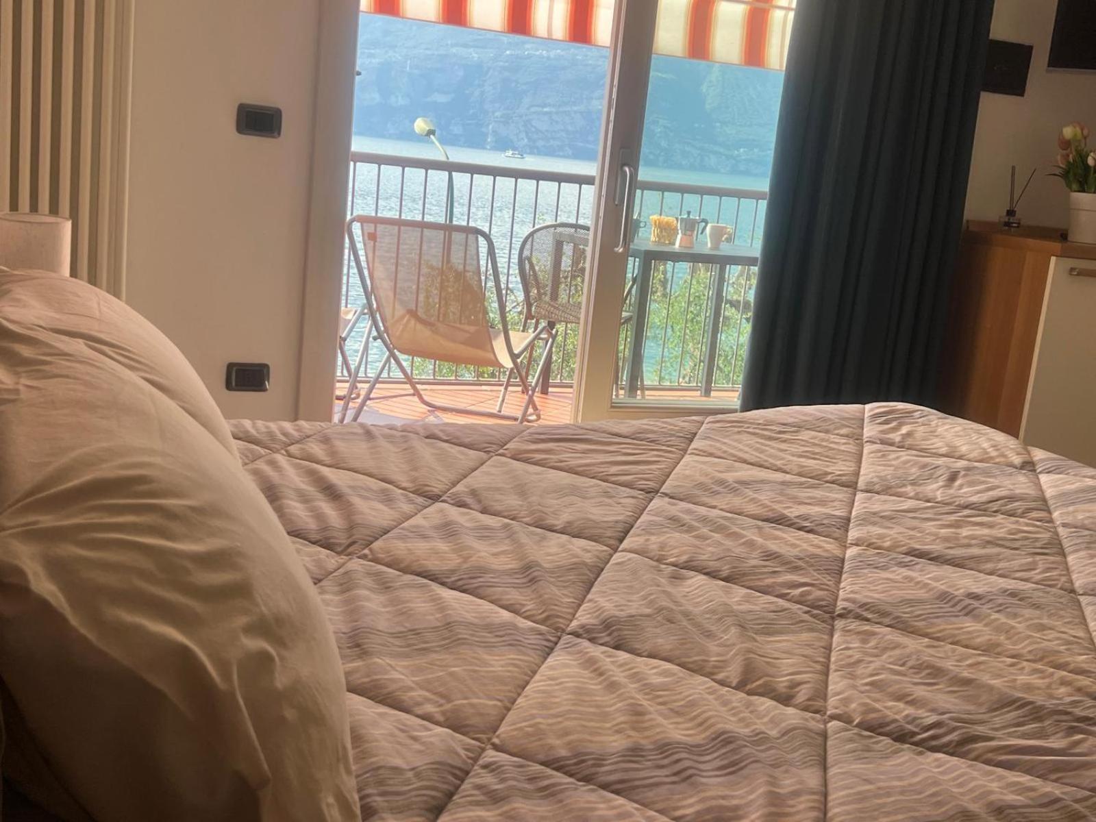 ברנצונה סול גארדה Residence Villa Al Lido מראה חיצוני תמונה