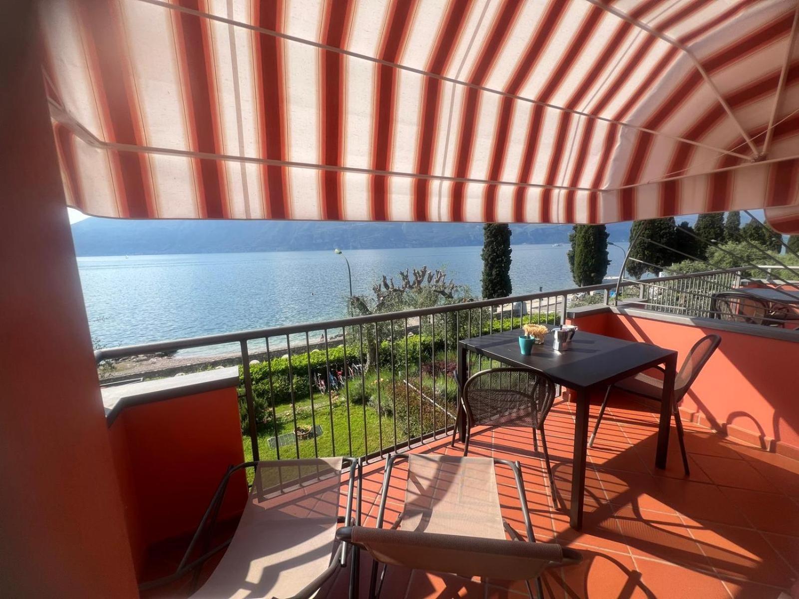 ברנצונה סול גארדה Residence Villa Al Lido מראה חיצוני תמונה