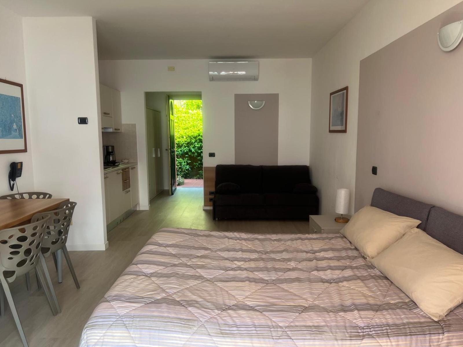 ברנצונה סול גארדה Residence Villa Al Lido מראה חיצוני תמונה