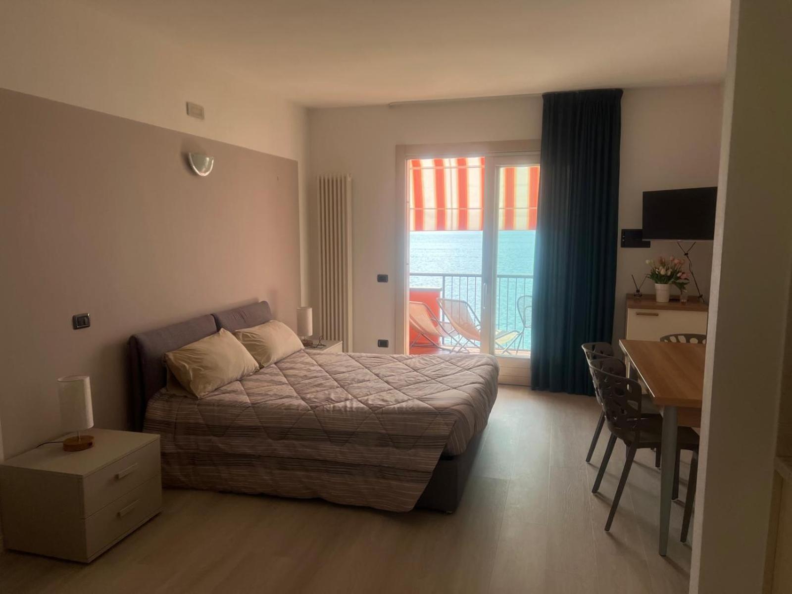 ברנצונה סול גארדה Residence Villa Al Lido מראה חיצוני תמונה